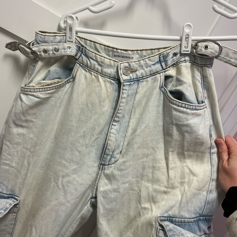 WeWoreWhat light wash Wide Leg cargo Jeans - Picture 11 of 11